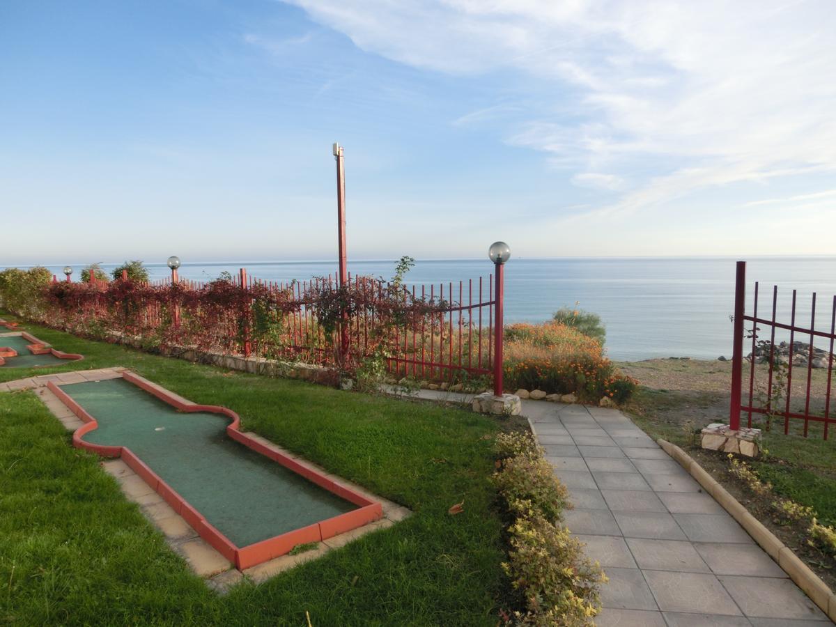 Sea View Crown Apartment On Complex With Pools And Beach, Свети Влас Екстериор снимка